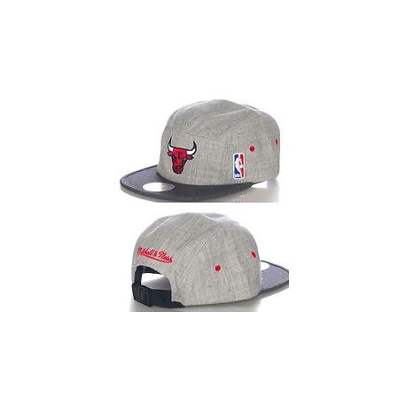 MITCHELL AND NESS CHICAGO BULLS NBA STRAPBACK CASQUETTE